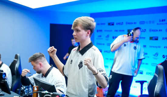 在 CS2 中选择的新年地图：Dust II、Mirage、Cobblestone和Nuke