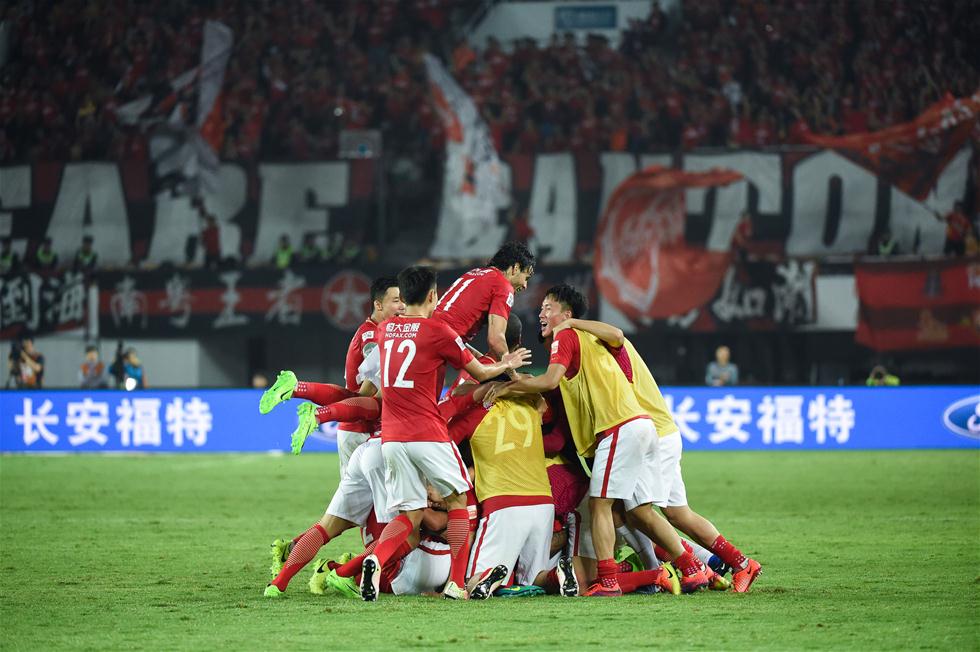 U15东亚锦战报：盛宸熙、柯博文建功，中国3-0中国香港（U15东亚锦赛：盛宸熙、柯博文破门，国少3-0击败中国香港）